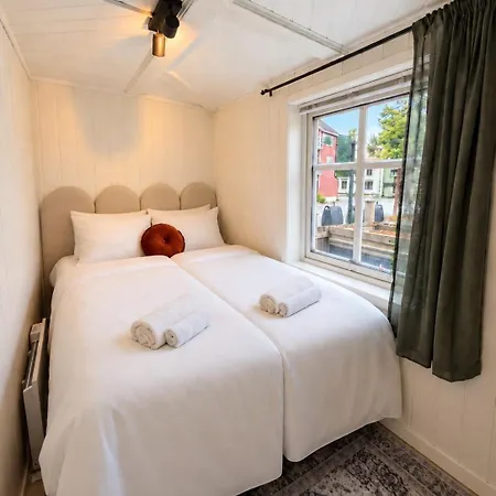 Charming In The Heart Of Bakklandet Apartment